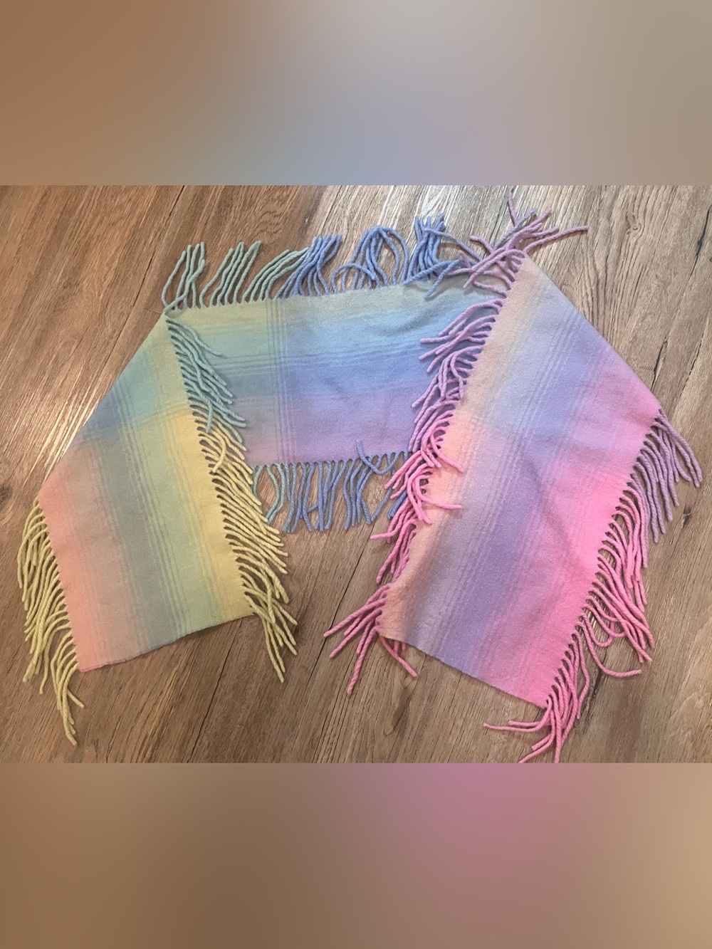 Vtg Maban Of Scotland Pastel Ombre Pure Lambs Wool Fringe Scarf | 58.5” x 9.5”